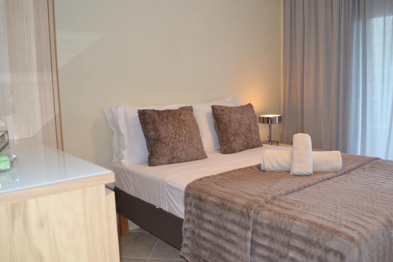 Rocha Sun By Algest Apartment ปอร์ติเมา ภายนอก รูปภาพ